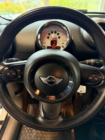 MINI Countryman Cooper SD 29 of 30