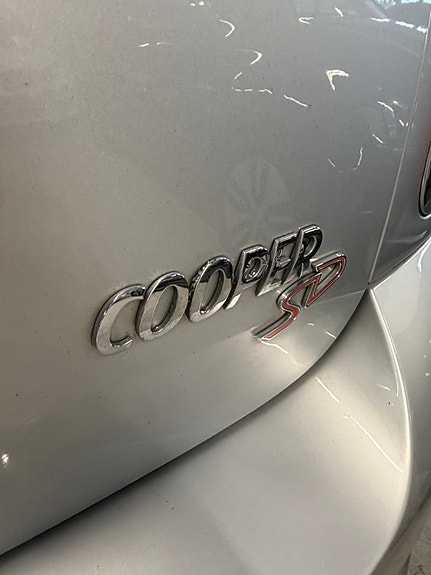 MINI Countryman Cooper SD 9 of 30