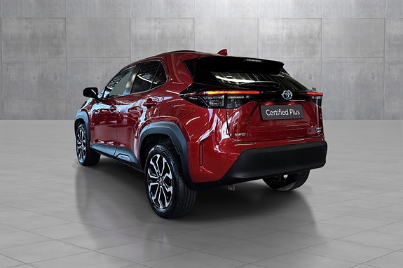 Toyota Yaris Cross 3 of 27