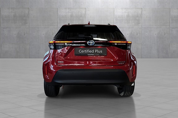Toyota Yaris Cross 4 of 27