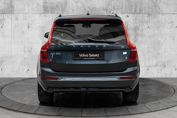Volvo XC90 7 of 30