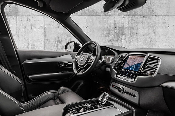 Volvo XC90 29 of 30