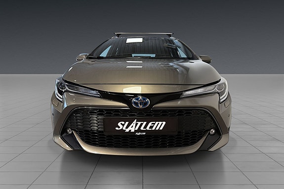 Toyota Corolla 9 of 30