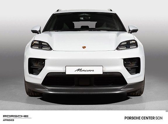 Porsche Macan 11 of 30