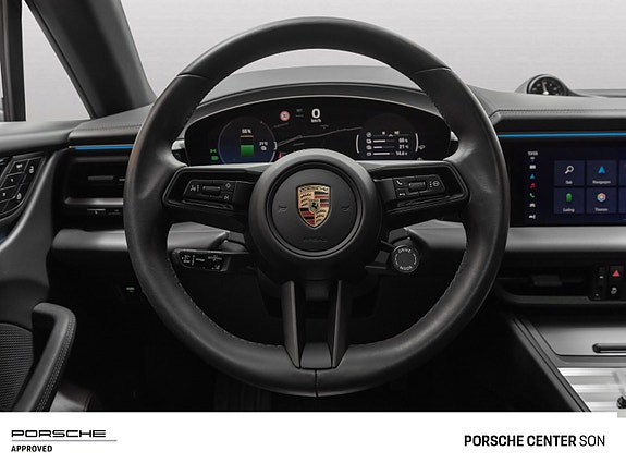 Porsche Macan 22 of 30