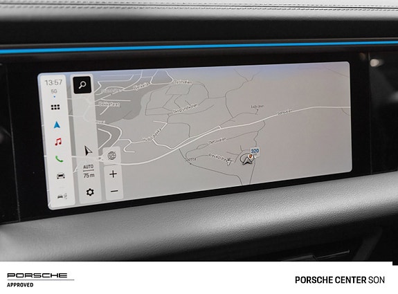 Porsche Macan 29 of 30