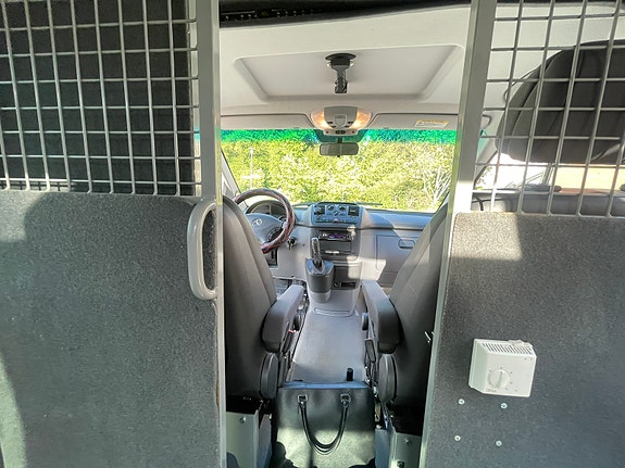 Mercedes-Benz Vito 115 27 of 30