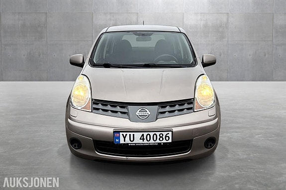Nissan Note 8 of 14