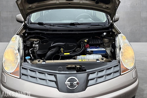 Nissan Note 9 of 14