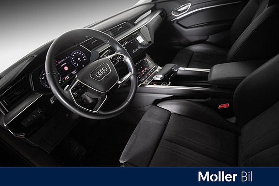 Audi e-tron 10 of 30