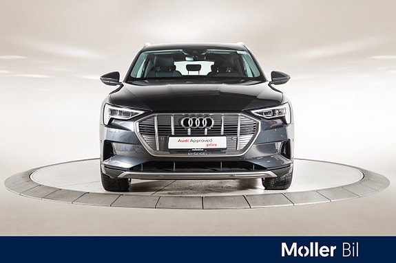 Audi e-tron 3 of 30