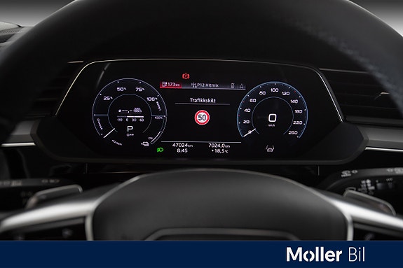 Audi e-tron 15 of 30