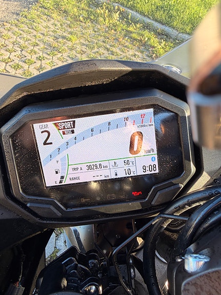Kawasaki Ninja 1000 SX 7 of 8