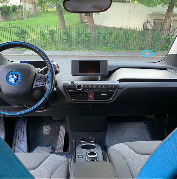 BMW i3 9 of 10