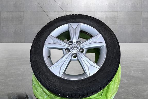 Toyota C-HR 19 of 27