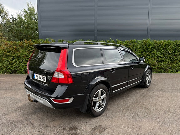 Volvo XC70 5 of 30