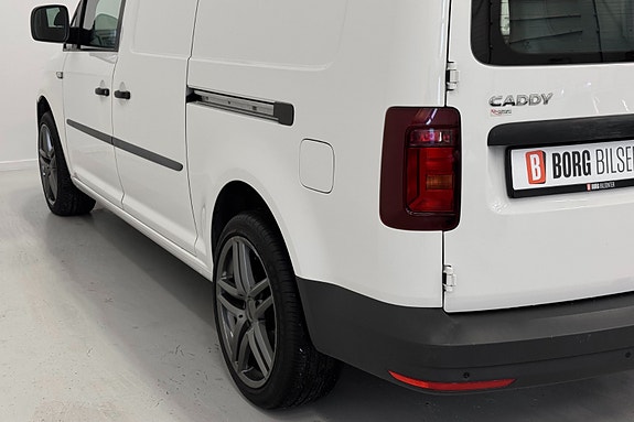 Volkswagen Caddy Maxi 10 of 25