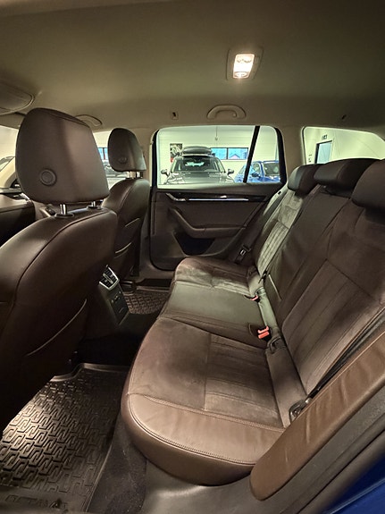 Skoda Octavia 19 of 28