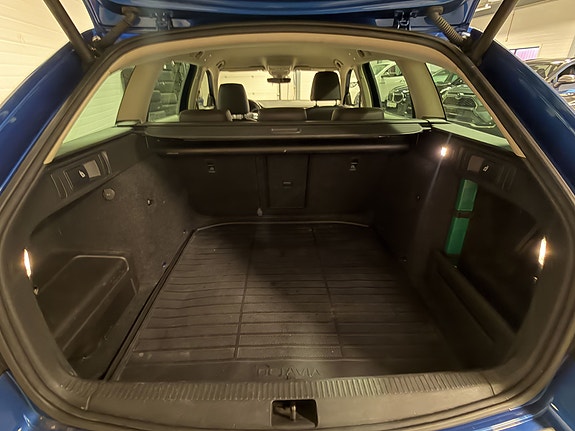 Skoda Octavia 8 of 28