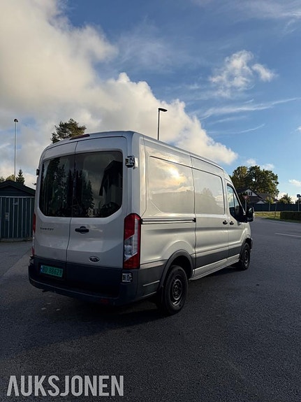 Ford Transit 5 of 23