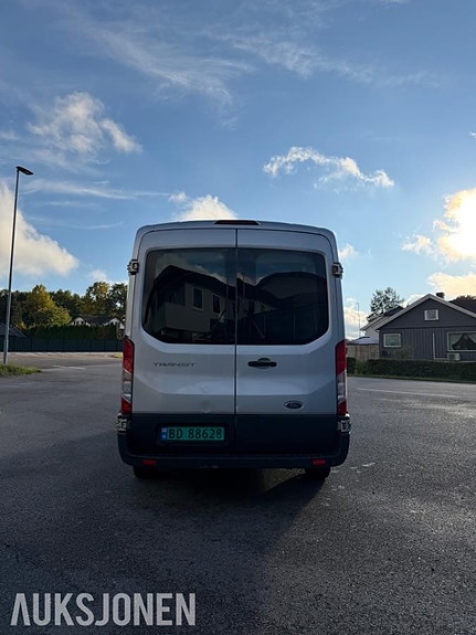 Ford Transit 6 of 23