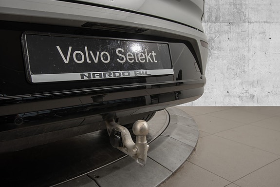 Volvo EX90 27 of 27