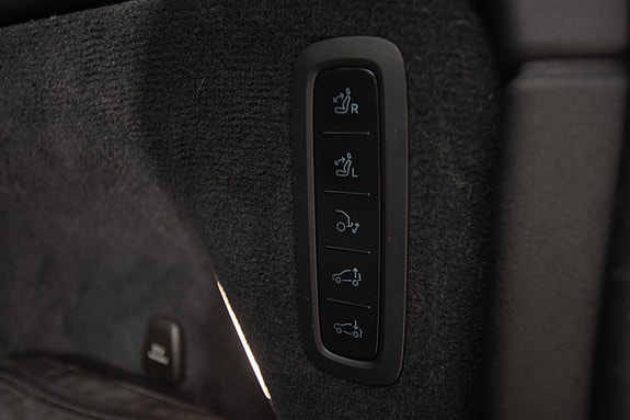 Volvo EX90 26 of 27