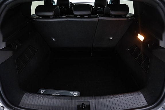Renault Megane E-Tech 23 of 30