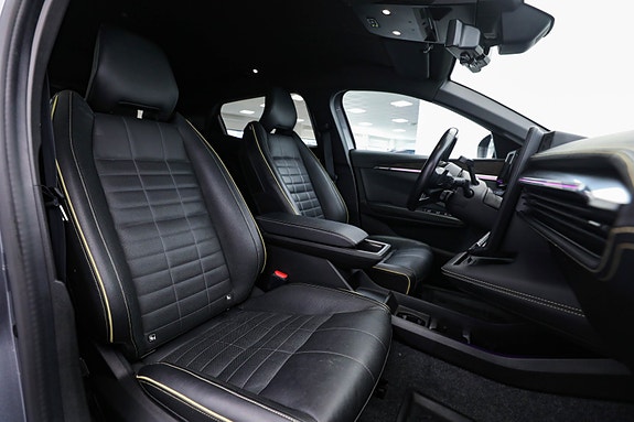Renault Megane E-Tech 19 of 30