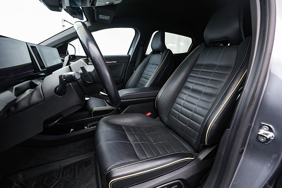 Renault Megane E-Tech 21 of 30