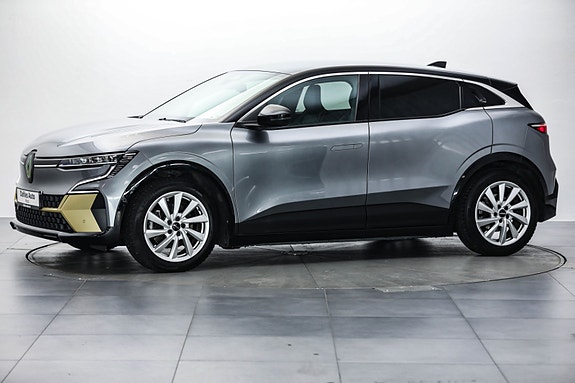 Renault Megane E-Tech 9 of 30