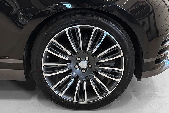 Land Rover Range Rover Velar 9 of 30