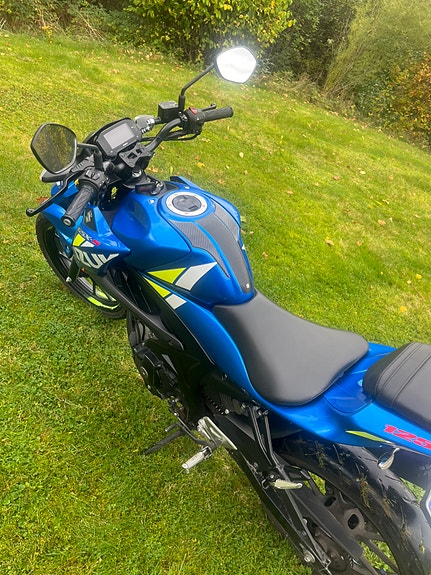 Suzuki GSX-S 125 3 of 8