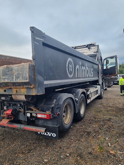 Volvo FH ; LAV KM 3 of 5
