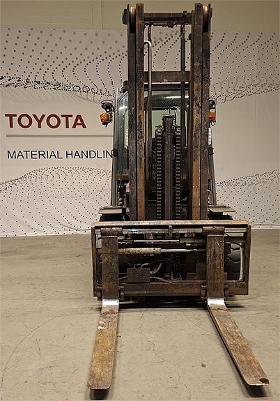 Toyota 40-8FD45N 3 of 4