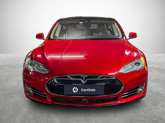 Tesla Model S 8 of 23