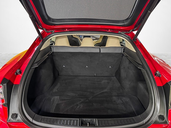 Tesla Model S 20 of 23