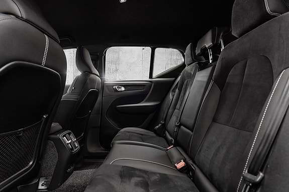 Volvo XC40 20 of 29
