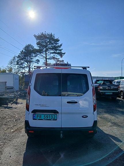 Ford Transit Connect 5 of 10