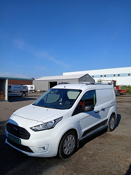 Ford Transit Connect 3 of 10