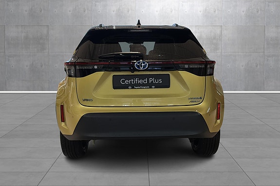 Toyota Yaris Cross 4 of 19