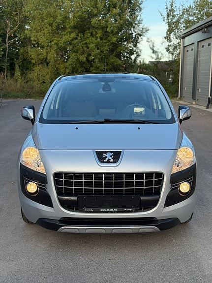 Peugeot 3008 2 of 30