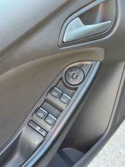 Ford Focus 19 of 30