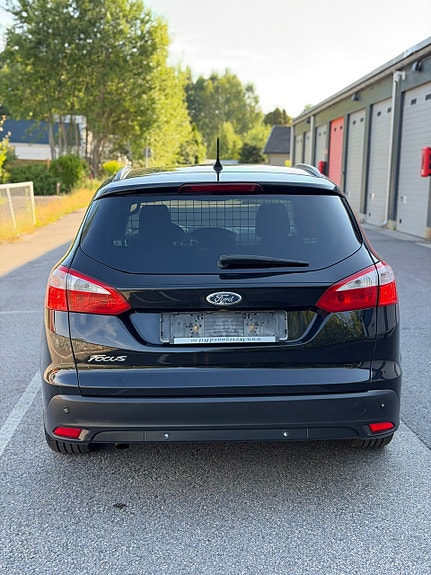 Ford Focus 7 of 30