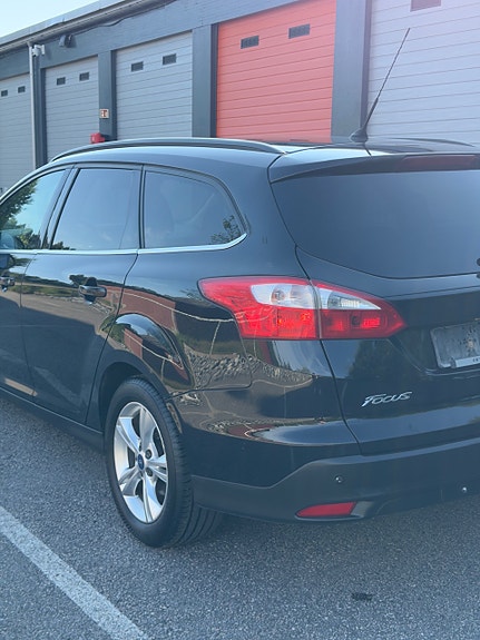 Ford Focus 11 of 30