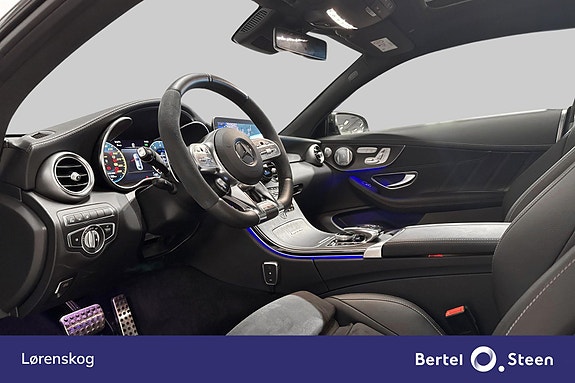 Mercedes-Benz C63 9 of 30