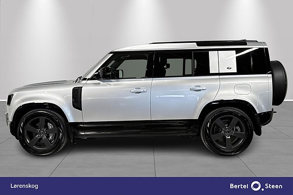 Land Rover Defender 110 2 of 30