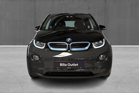 BMW i3 2 of 21