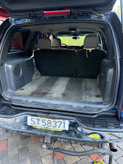 Chevrolet Tahoe 5 of 10