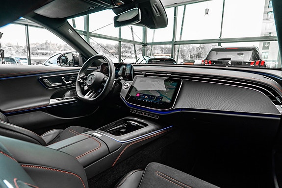 Mercedes-Benz E53 9 of 30